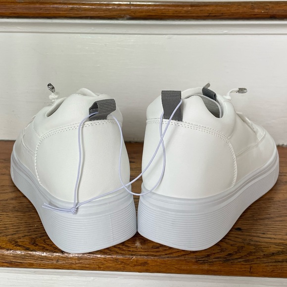 Madden Girl white sneakers women’s size 8 - Picture 6 of 7